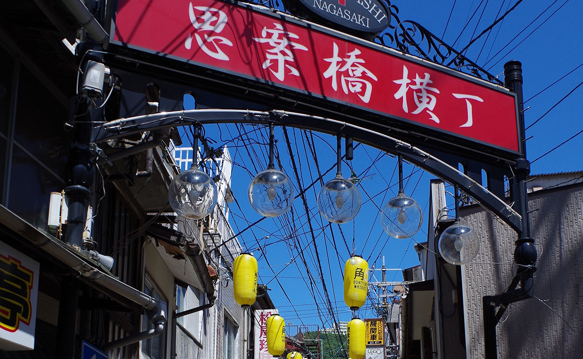 思案橋・浜町エリアでスマートフォンが充電できるスポット！スマホの電池切れも安心